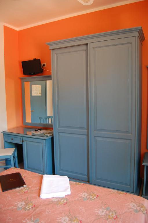 פורטופראיו Hotel Villa Ombrosa חדר תמונה