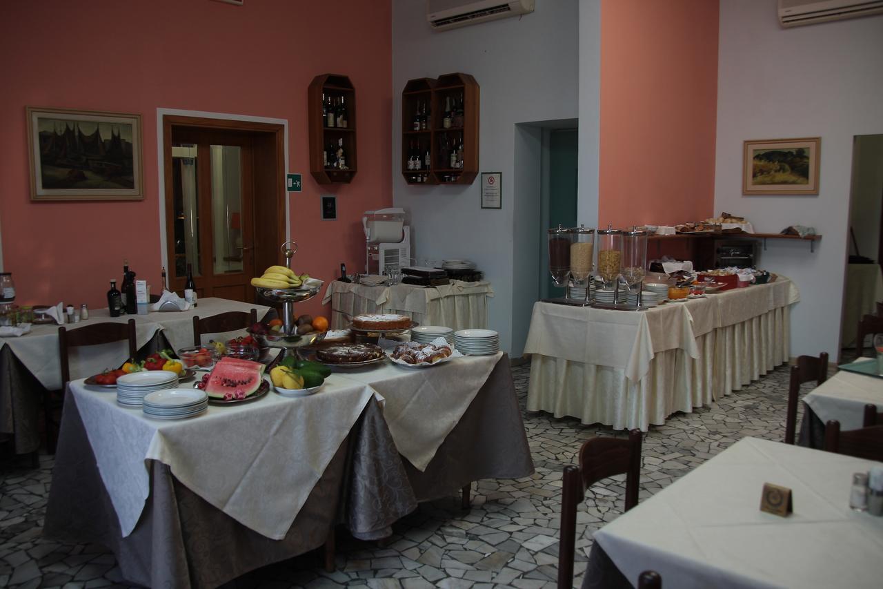 פורטופראיו Hotel Villa Ombrosa חדר תמונה